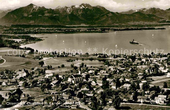 Chieming Chiemsee mit Kampenwand Chiemgauer Alpen Fliegeraufnahme