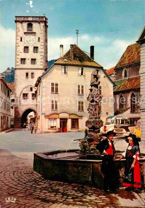 Ribeauville Haut Rhin Elsass Fontaine en gres rouge Tour des Bouchers XII siecle