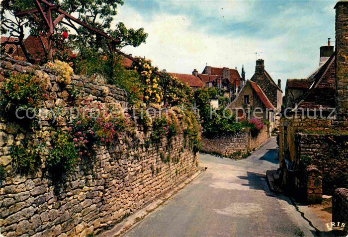 Domme Bastide francaise fondee en 1281 vieilles rues et maisons