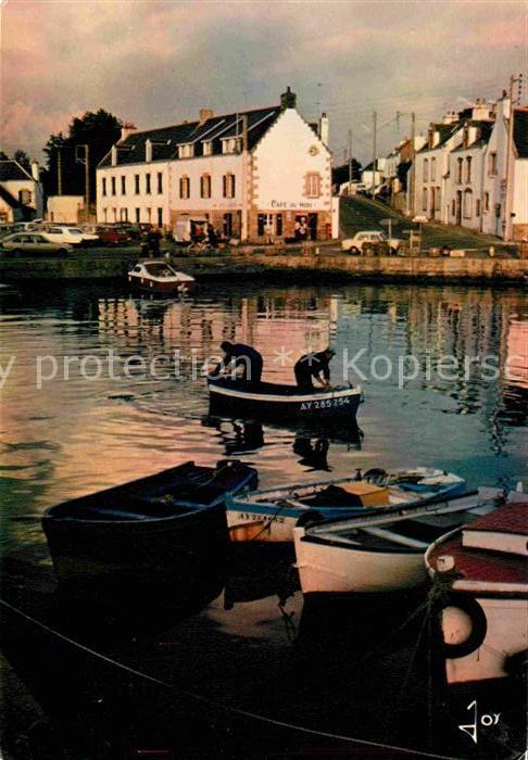 Presqu Ile de Quiberon Depart pour la peche a Port Haliguen Hafen Fischerboot