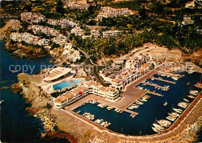 Theoule-sur-Mer Cite Marine de Port la Galere Port Piscine Club d été vue aerien