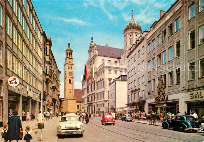 Augsburg Untere Maximilianstrasse mit Rathaus und Perlachturm
