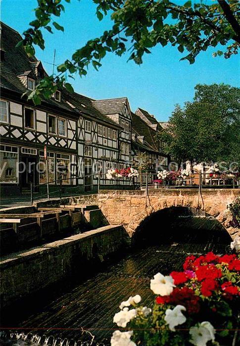 GOSLAR Harz Niedersachsen An der Abzucht Bruecke Altstadt Fachwerkhaeuser