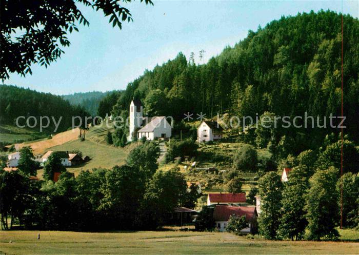 Warmensteinach Luftkurort Fichtelgebirge St Bonifatius Kirche mit Mittelberg