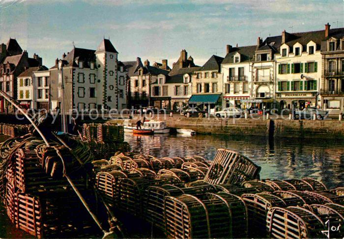 Le Croisic Les casiers de peche et le port Collection La Bretagne en couleurs