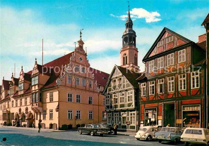 Celle Niedersachsen Rathaus und Stadtkirche