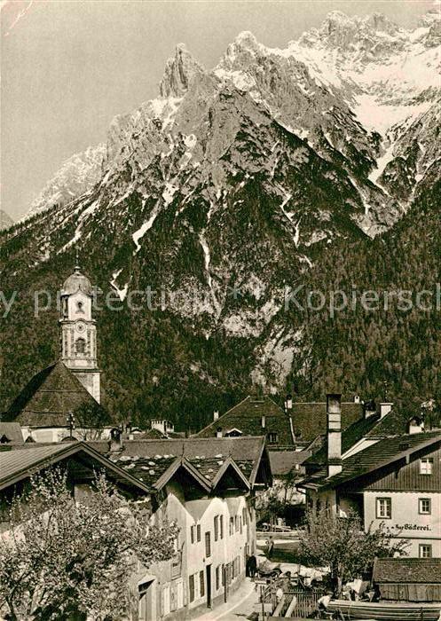 Mittenwald Karwendel Tirol gegen Karwendelgebirge