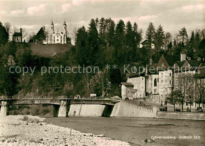 Bad Toelz Uferpartie an der Isar Calvarienberg Jodbad