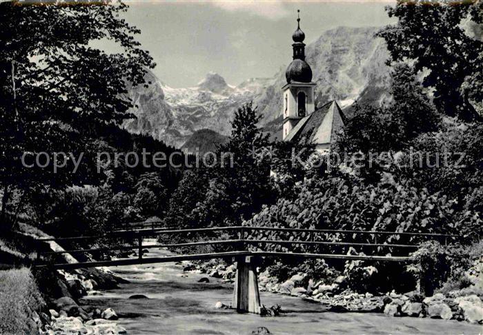 Ramsau Berchtesgaden Kirche mit Blick zur Reiteralpe Berchtesgadener Alpen