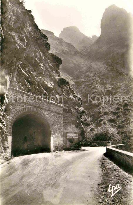 Kerrata Les Gorges et le Tunnel Schluchten Tunnel