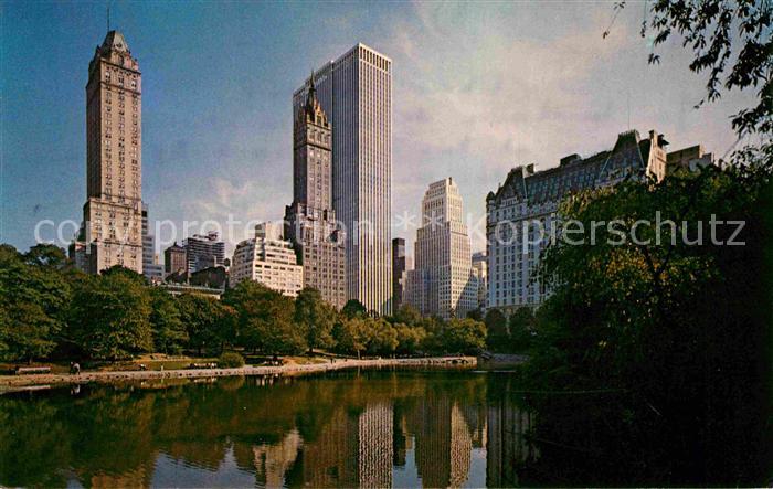 New York City Central Park Fifth Avenue's Hotel General Motors Building mirrored