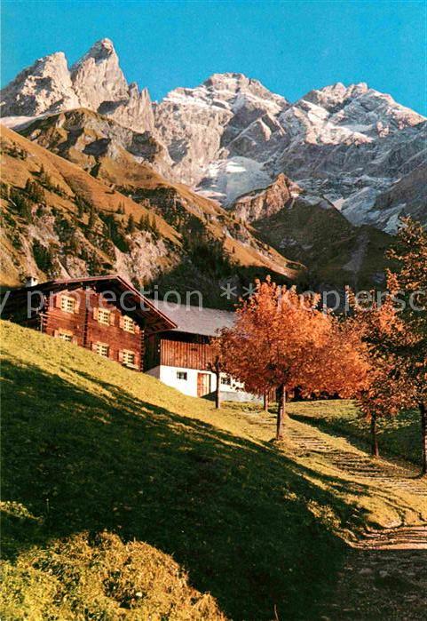 Einoedsbach mit Trettachspitze Maedelegabel Hochfrottspitze Herbststimmung Allga