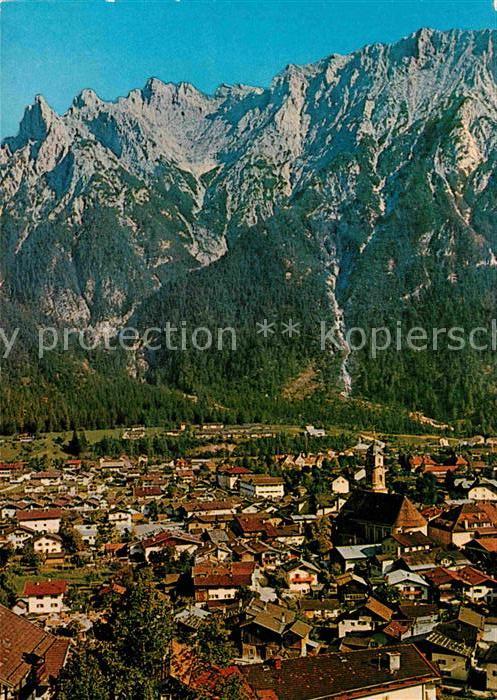 Mittenwald Bayern mit westlicher Karwendelspitze