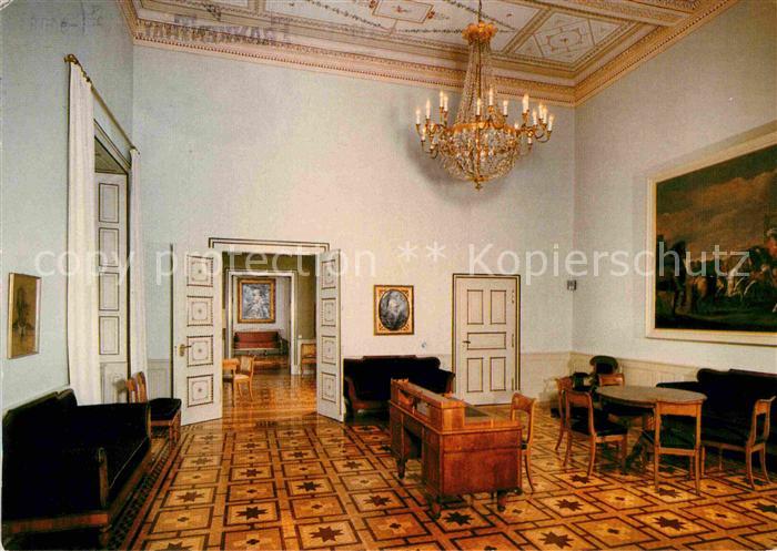 Edenkoben Schloss Villa Ludwigshoehe Innenansicht Kronleuchter Gemaelde