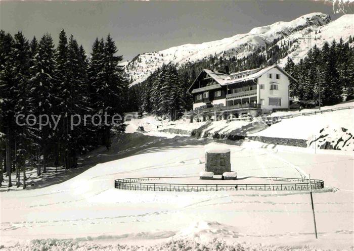 St Anton Arlberg Berghotel Mooserkreuz Winterpanorama