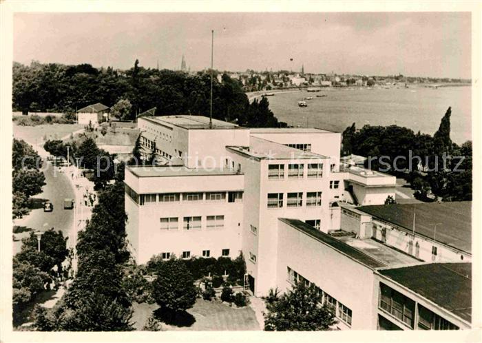 Bonn Rhein Bundeshaus mit Blick auf die Bundeshauptstadt