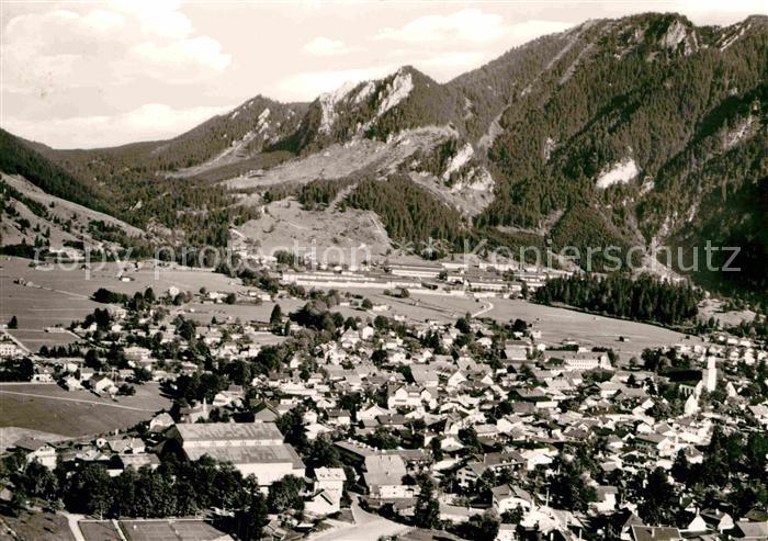 OBERAMMERGAU Bayern mit Ammergauer Alpen Fliegeraufnahme
