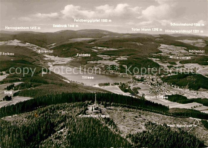 TITISEE Schwarzwald BW Blick ueber den Hochfirst Hinterzarten Feldberggebiet Sch
