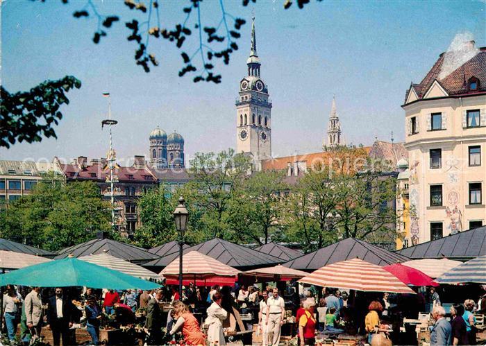 Muenchen Bayern Viktualienmarkt Tuerme der Frauenkirche