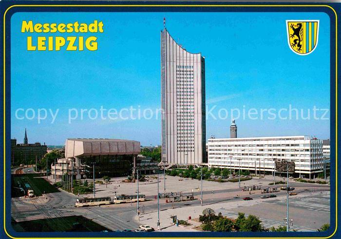 LEIPZIG Sachsen Augustusplatz mit neuem Gewandhaus Universitaetshochhaus Messest