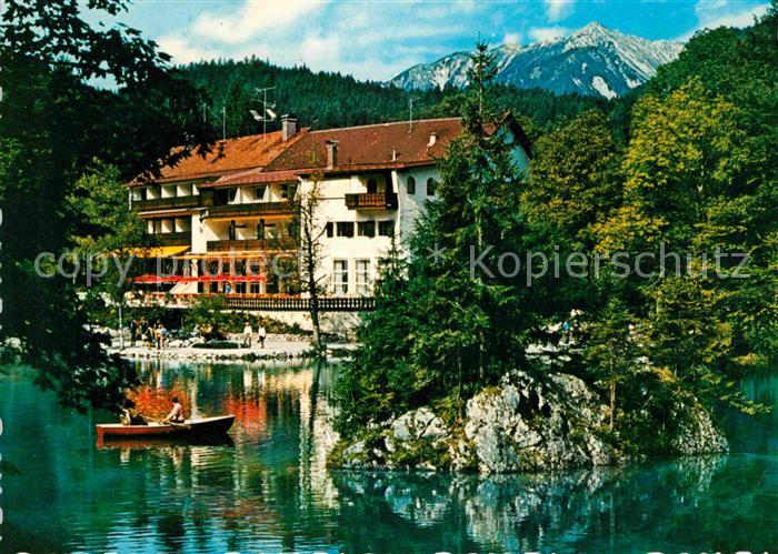 Grainau Hotel am Badersee Bootfahren Zugspitze Wettersteingebirge