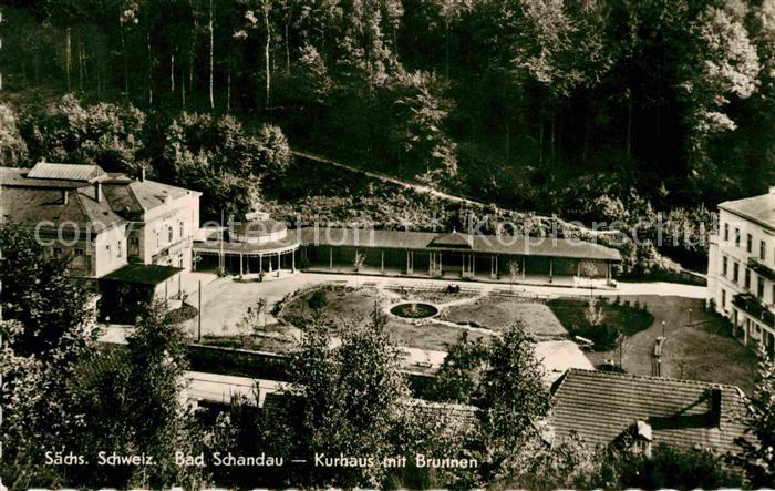 Bad Schandau Kurhaus mit Brunnen