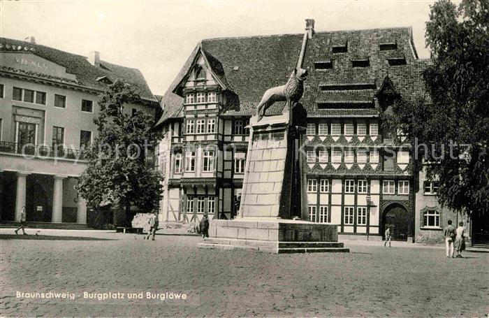 BRAUNSCHWEIG  CITY Burgplatz und Burgloewe