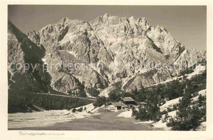 Wimbachgriess Huette Alm mit Hochkalter