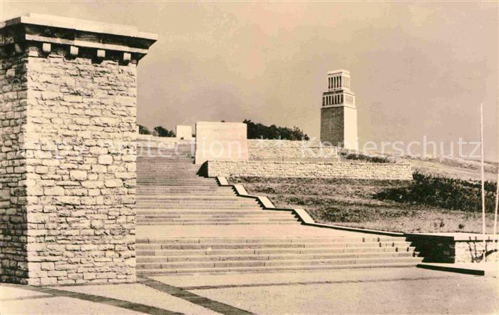 Buchenwald Weimar Mahn- und Gedenkstaette Stehlenweg vom Ringgrab gesehen