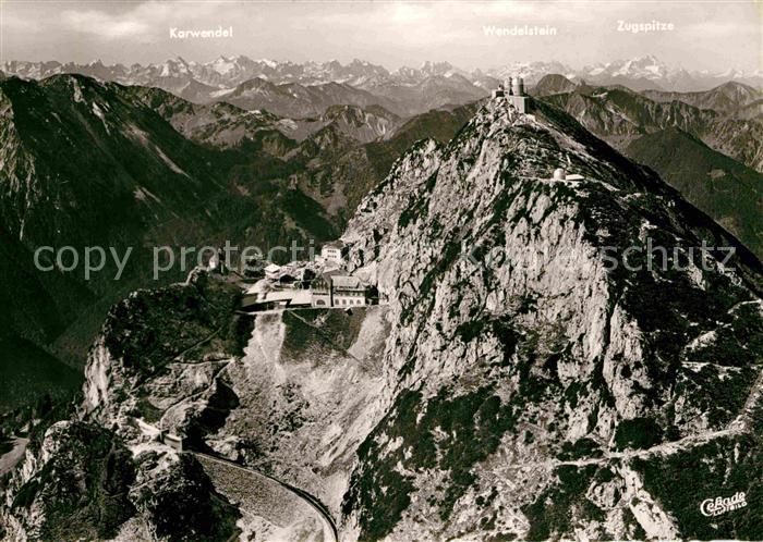 Wendelstein Berg Fliegeraufnahme mit Sonnenobservatorium