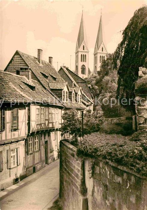Halberstadt Blick von der Peterstreppe auf Duesterngraben und Dom