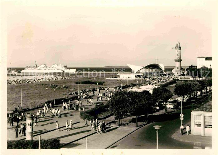 Warnemuende Ostseebad Promenade Leuchtturm Teepott Faehre