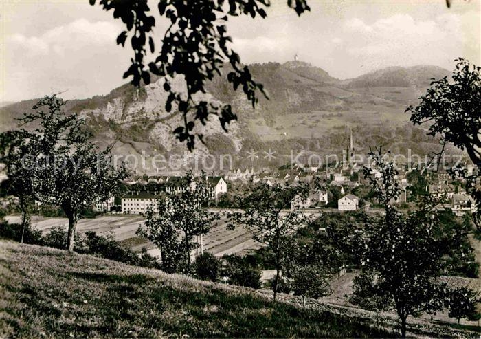 Kahla Thueringen mit der Leuchtenburg