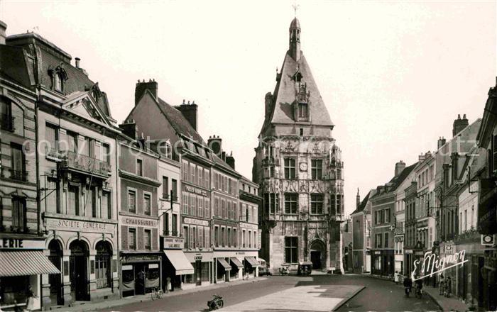 Dreux Grande Rue et le Beffroi
