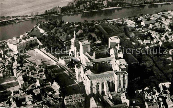 Avignon Vaucluse Fliegeraufnahme Le Palais des Papes et le Rhone