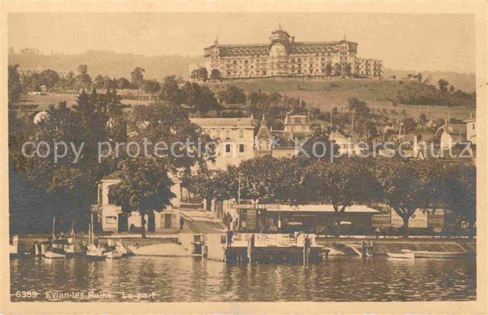 Evian-les-Bains Haute Savoie Port