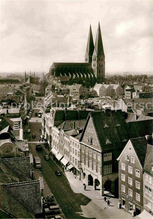 LueBECK CITY Marienkirche vom Jacobikirchturm gesehen