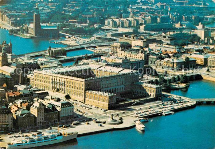Stockholm Slottet och Stadshuset Royal Palace Town Hall aerial view