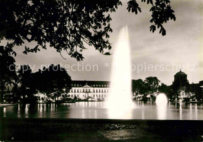 STUTTGART  CITY Anlagesee Fontaene Neues Schloss Kunstgebaeude