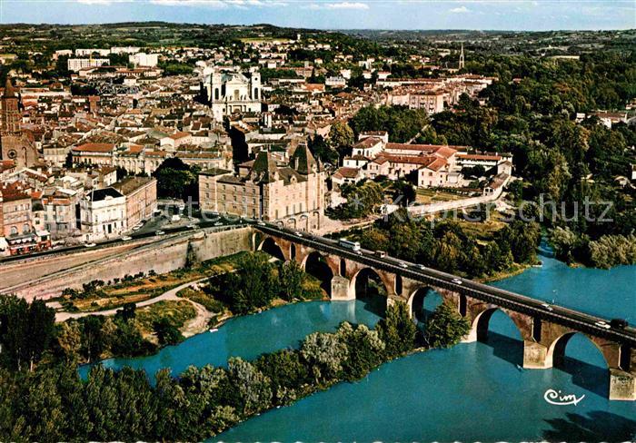 Montauban Tarn-et-Garonne Vieux Pont et le Musee Ingres vue aerienne