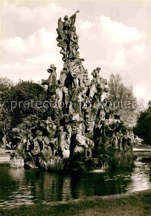 ERLANGEN Bayern Hugenottenbrunnen im Schlosspark