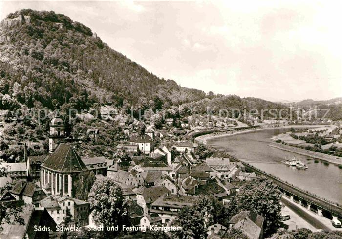 Koenigstein Saechsische Schweiz Stadtbild mit Festung Elbe