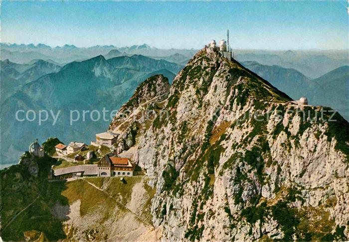 Wendelstein Berg Sonnenobservatorium Sternwarte Sendeturm mit Zugspitze