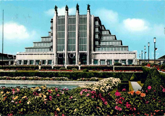 Bruxelles Bruessel Palais du Centenaire Palast