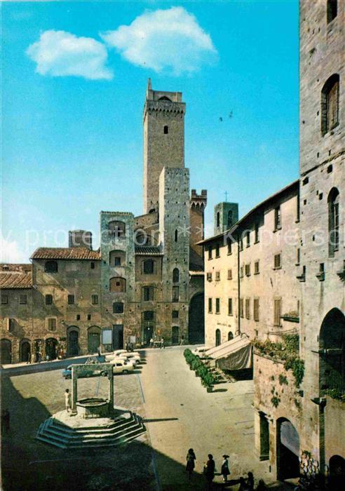 San Gimignano Piazza della Cisterna e Torri Ardinghelli