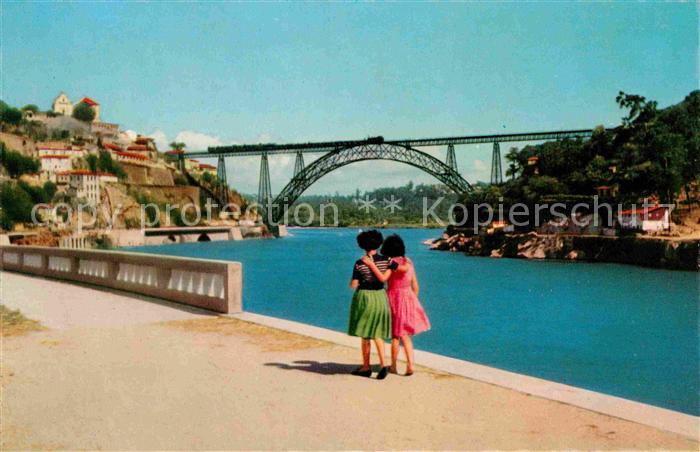 Porto Portugal Ponte ferro viaria de D Maria