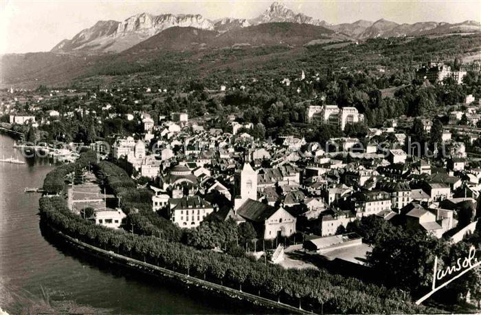 Evian-les-Bains Haute Savoie Ensemble de la Ville Les Memises et la Dent d Oche