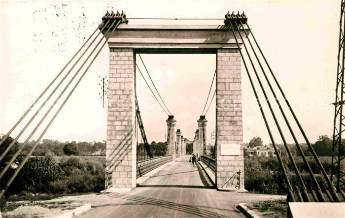 Chatillon-sur-Loire Le Pont suspendu Haengebruecke