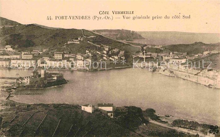 Port-Vendres Vue aerienne prise du cote Sud Cote Vermeille