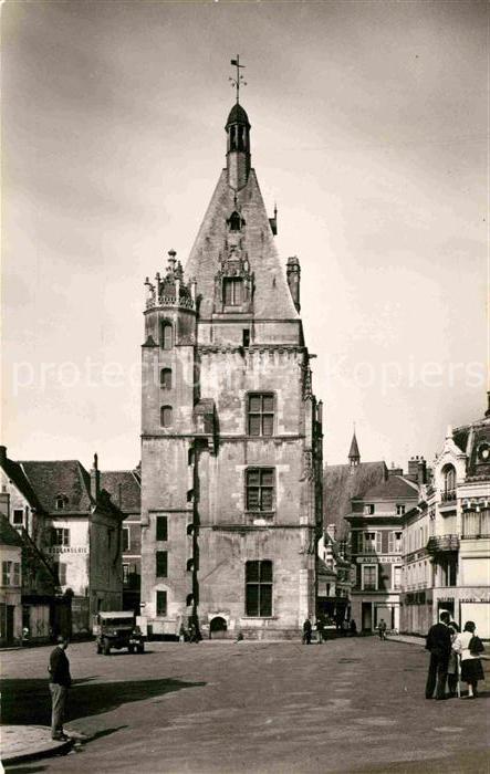 Dreux Le Beffroi construit sous Francois 1er